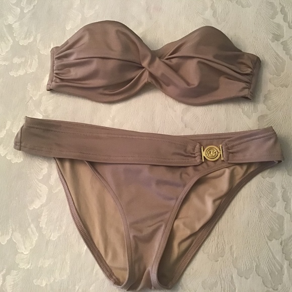 Victoria’s Secret bikini - Picture 1 of 2